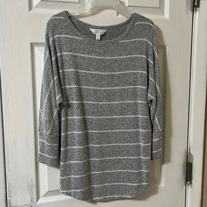 Soft striped 3/4 sleeves